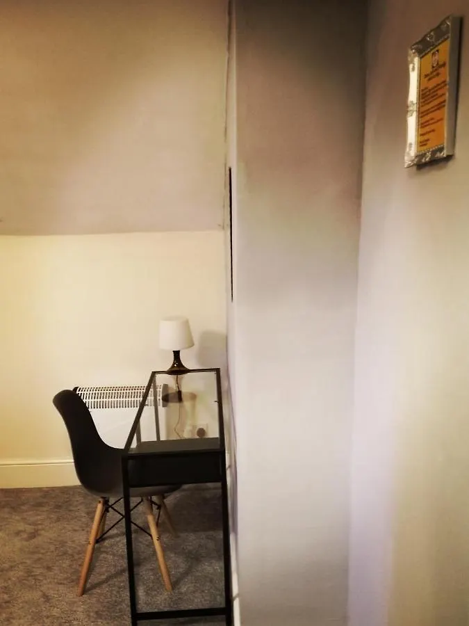 Mini Hotel Leeds Leeds  Guest house